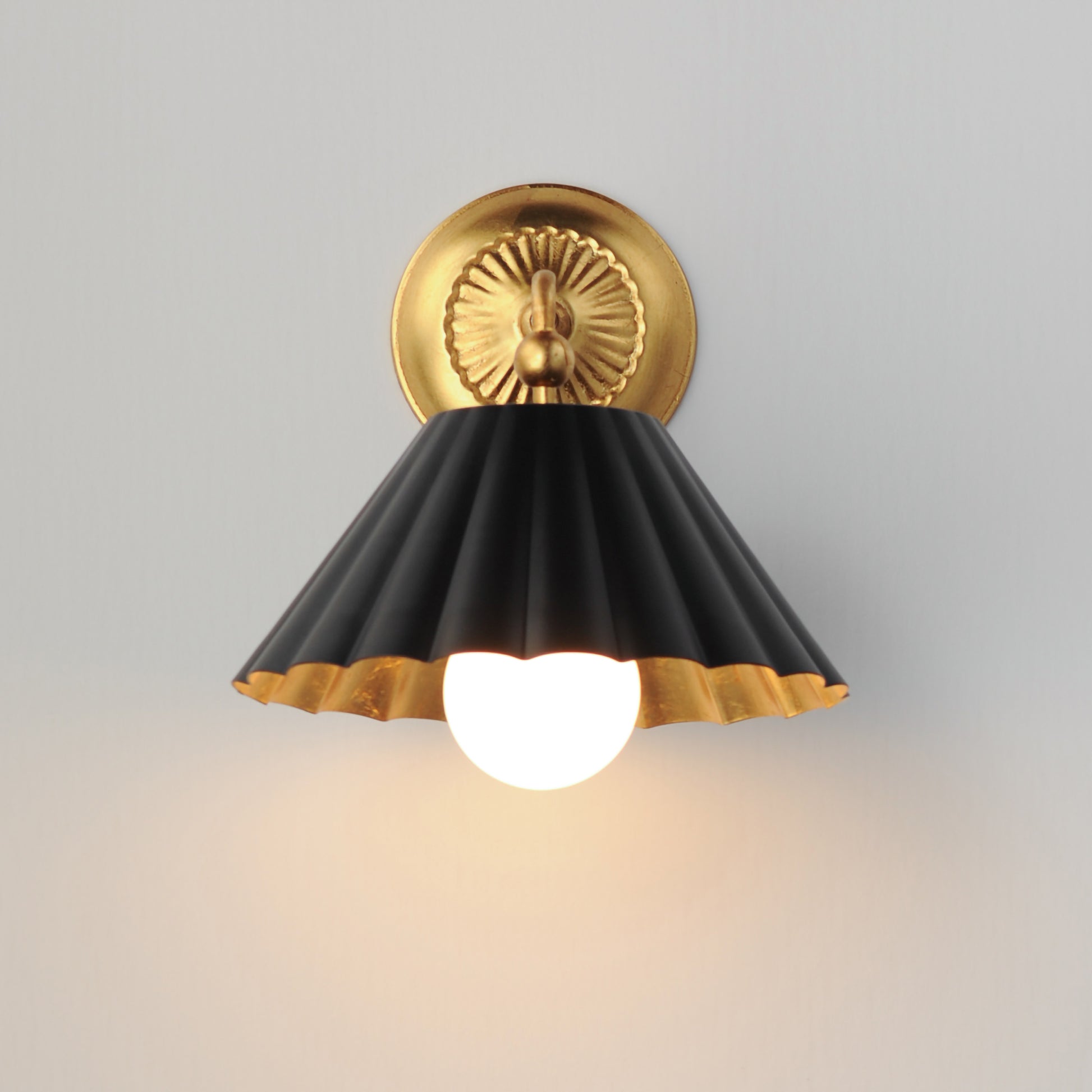 Primrose Sconce